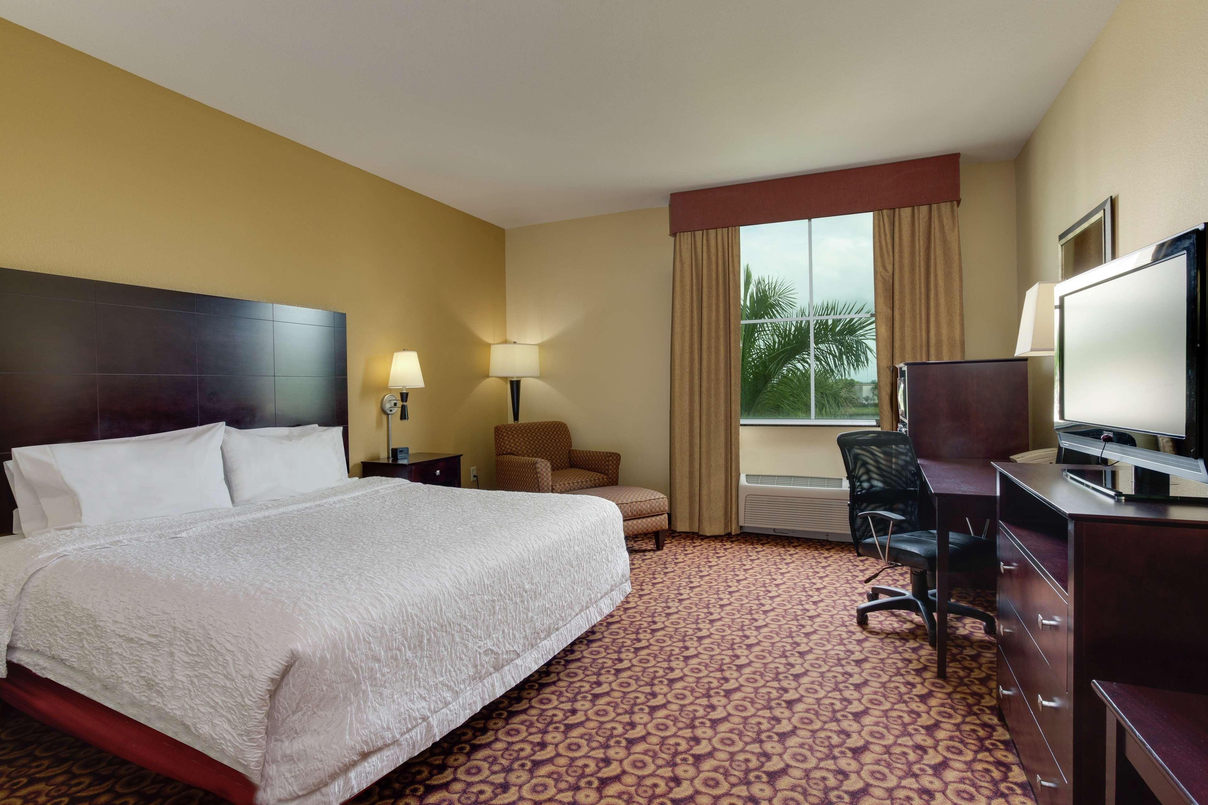 Hampton Inn & Suites Fort Lauderdale - Miramar Exterior foto